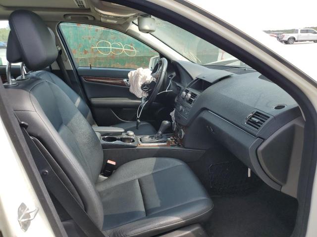 Photo 5 from auction – 2011 MERCEDES-BENZ C350 with VIN WDDGF5EBXBR136208
