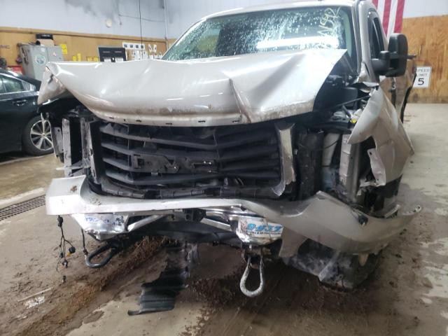 Photo 9 from auction – 2009 GMC SIERRA C25 with VIN 1GTHC59659E158333