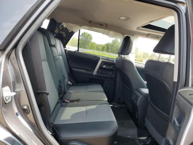 Photo 6 from auction – 2019 TOYOTA 4RUNNER with VIN JTEBU5JR3K5664933