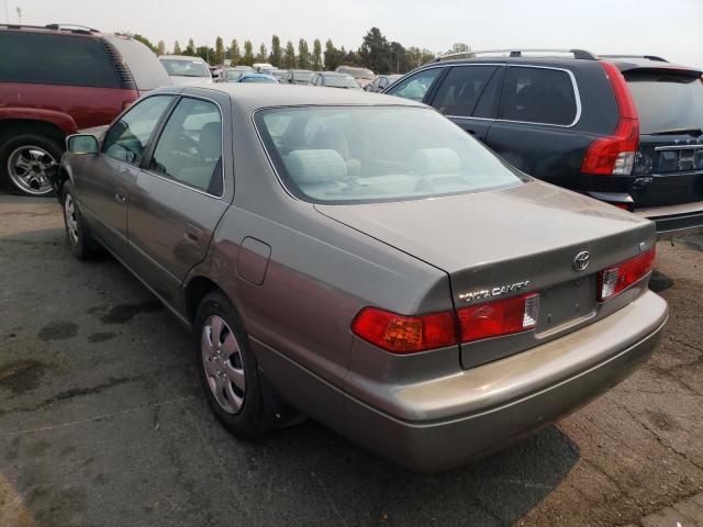 Photo 3 from auction – 2000 TOYOTA CAMRY CE with VIN JT2BG22K7Y0531280