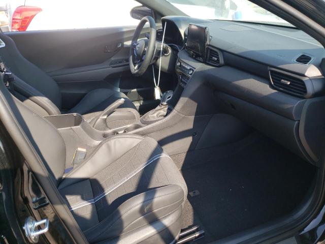 Photo 5 from auction – 2022 HYUNDAI VELOSTER N with VIN KMHT36AH7NU015070