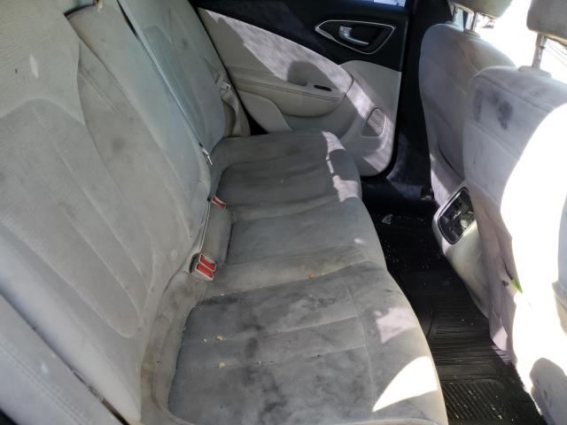 Photo 6 from auction – 2015 CHRYSLER 200 LIMITE with VIN 1C3CCCAB0FN667365