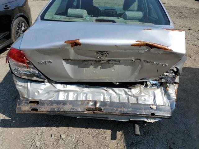 Photo 9 from auction – 2003 TOYOTA CAMRY LE with VIN 4T1BE32K73U704148