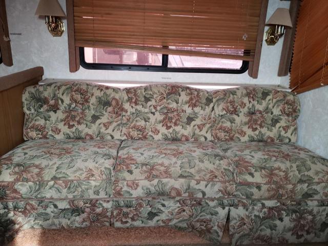 Photo 6 from auction – 1999 FLEE BOUNDER with VIN 3FCNF53S9XJA11229