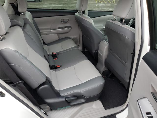 Photo 6 from auction – 2015 TOYOTA PRIUS V with VIN JTDZN3EU6FJ033139
