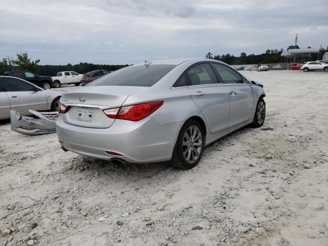 Photo 4 from auction – 2012 HYUNDAI SONATA SE with VIN 5NPEC4AC0CH321752