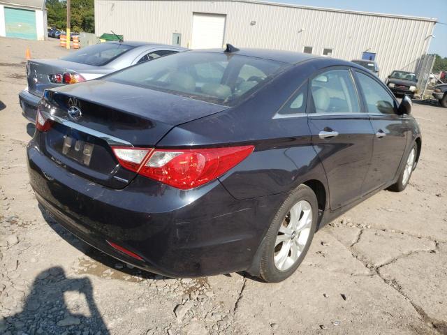 Photo 4 from auction – 2013 HYUNDAI SONATA SE with VIN 5NPEC4AC3DH557040