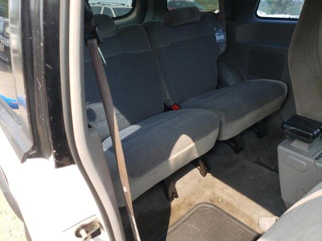 Photo 6 from auction – 2000 FORD EXPLORER S with VIN 1FMYU60X5YUA28075