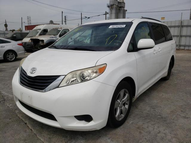 Photo 2 from auction – 2014 TOYOTA SIENNA LE with VIN 5TDKK3DC8ES481550