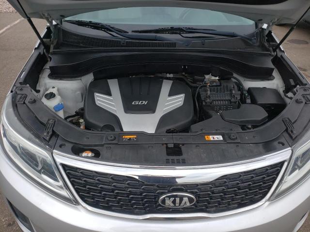 Photo 7 from auction – 2015 KIA SORENTO LX with VIN 5XYKTDA79FG602191