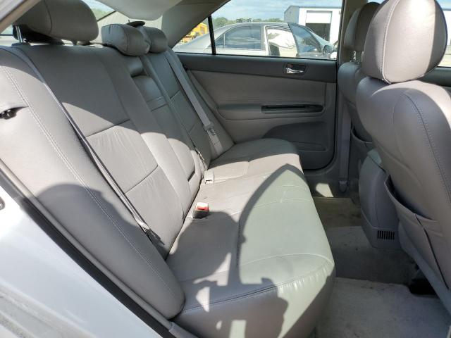 Photo 6 from auction – 2005 TOYOTA CAMRY LE with VIN 4T1BE32K35U615986