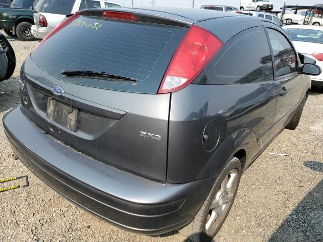 Photo 4 from auction – 2005 FORD FOCUS ZX3 with VIN 3FAFP31N45R142799