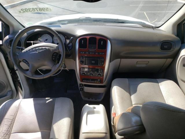 Photo 6 from auction – 2005 CHRYSLER TOWN AND C with VIN 2C8GP64L35R474246