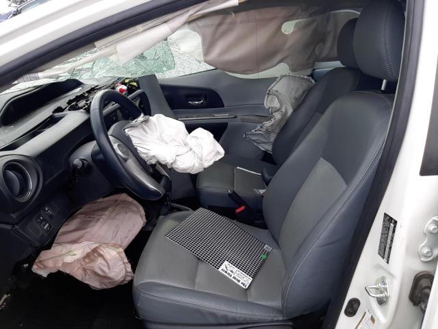 Photo 5 from auction – 2013 TOYOTA PRIUS C with VIN JTDKDTB33D1054740