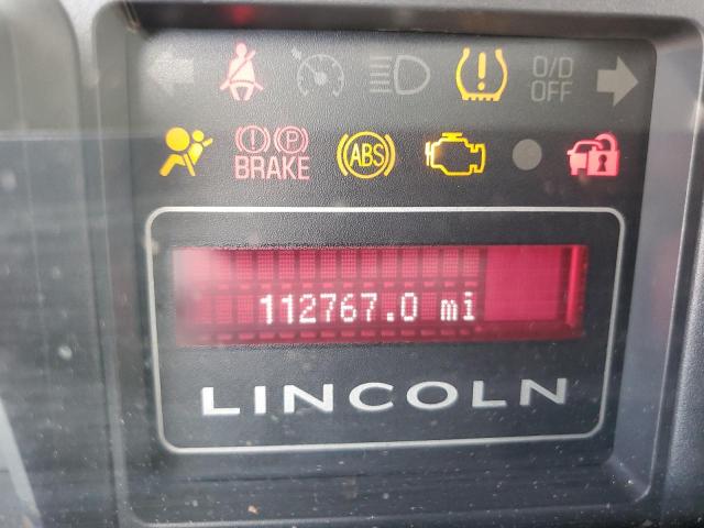 Photo 8 from auction – 2007 LINCOLN NAVIGATOR with VIN 5LMFU27557LJ03105
