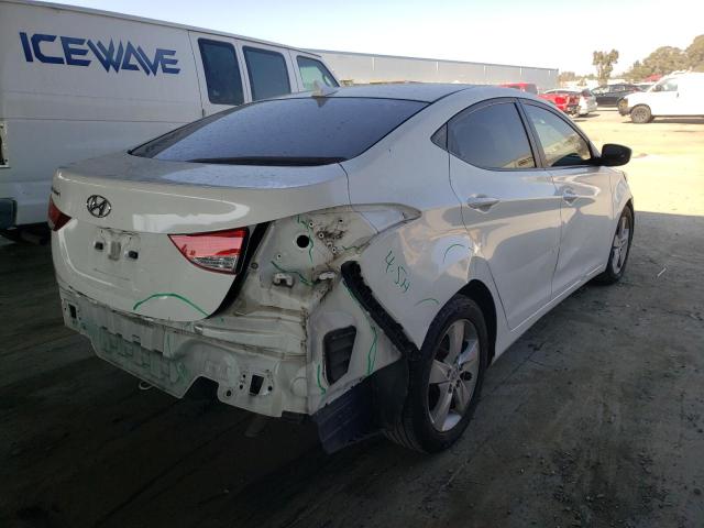 Photo 4 from auction – 2012 HYUNDAI ELANTRA GL with VIN 5NPDH4AE8CH094972