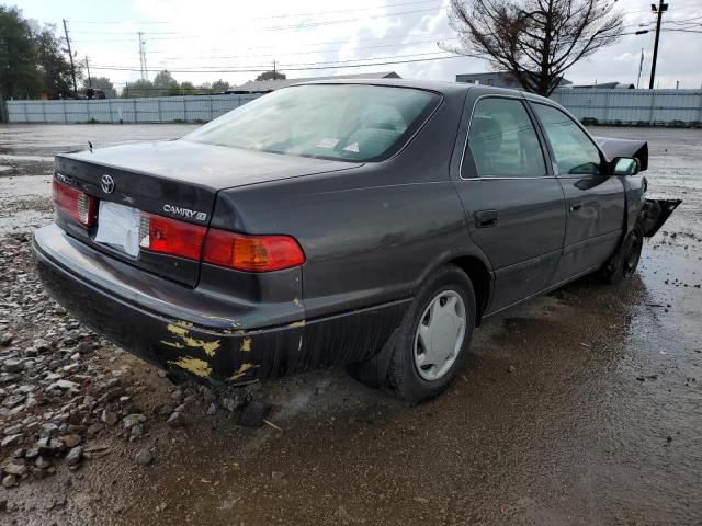 Photo 4 from auction – 2000 TOYOTA CAMRY CE with VIN 4T1BG22K5YU963801