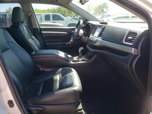 Photo 5 from auction – 2016 TOYOTA HIGHLANDER with VIN 5TDJKRFH4GS281744