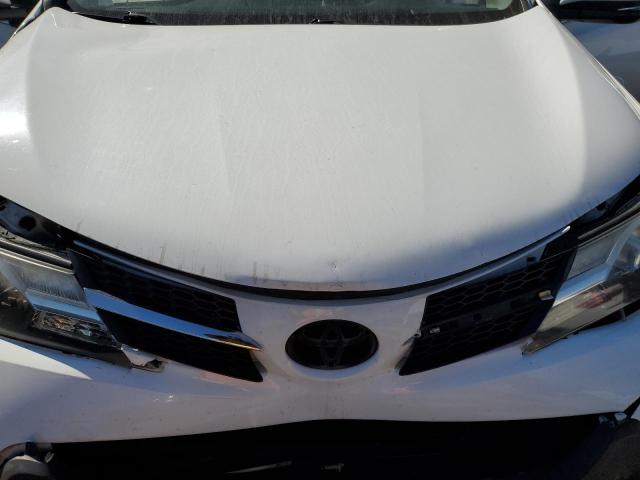 Photo 7 from auction – 2014 TOYOTA RAV4 XLE with VIN JTMRFREV1ED048329