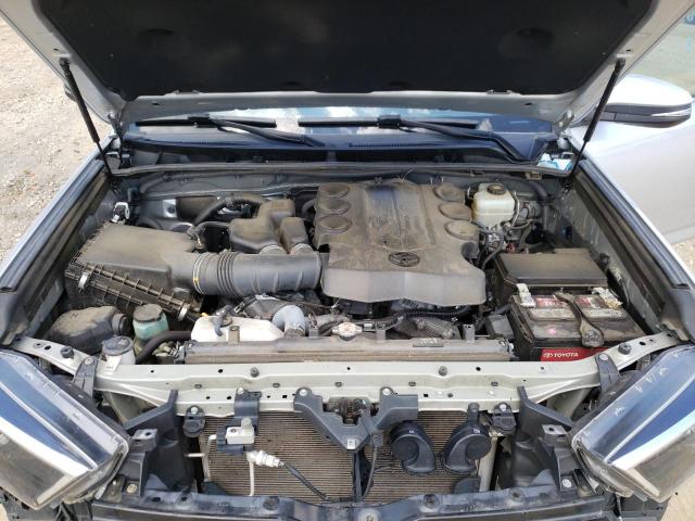 Photo 7 from auction – 2017 TOYOTA 4RUNNER SR with VIN JTEBU5JR7H5479261