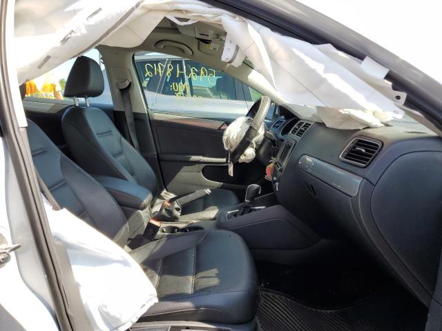 Photo 5 from auction – 2018 VOLKSWAGEN JETTA SE with VIN 3VWDB7AJ4JM239770