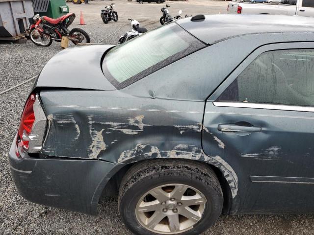 Photo 9 from auction – 2005 CHRYSLER 300 TOURIN with VIN 2C3JA53G75H685483