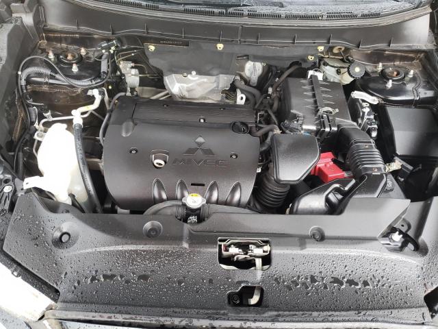 Photo 7 from auction – 2017 MITSUBISHI OUTLANDER with VIN JA4AP3AW1HZ018707
