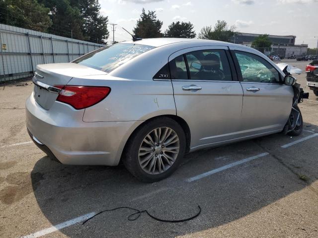 Photo 4 from auction – 2011 CHRYSLER 200 LIMITE with VIN 1C3BC2FG8BN571116