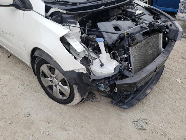 Photo 9 from auction – 2017 KIA FORTE LX with VIN 3KPFK4A74HE137162