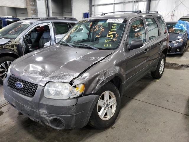 Photo 2 from auction – 2005 FORD ESCAPE XLS with VIN 1FMYU92Z15KA49030