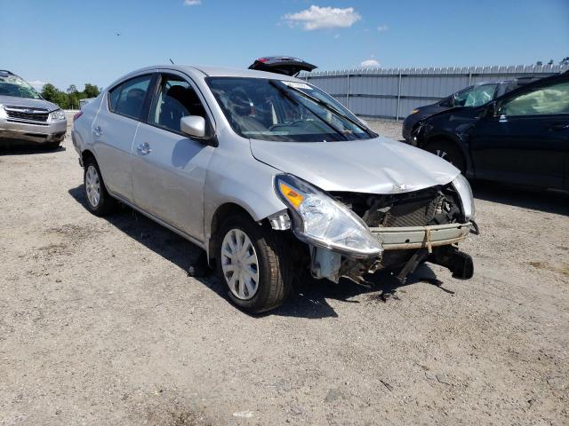 NISSAN VERSA S 2018 with VIN 3N1CN7AP1JL821912 - Photo from auction