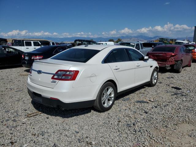 Photo 4 from auction – 2015 FORD TAURUS SEL with VIN 1FAHP2E81FG161777