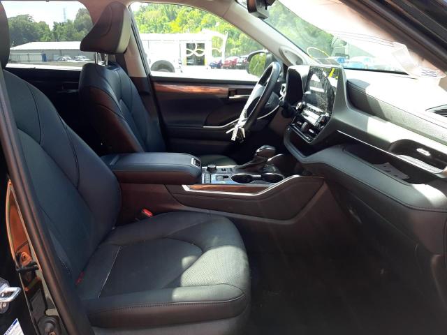 Photo 5 from auction – 2021 TOYOTA HIGHLANDER with VIN 5TDDZRBH7MS158983