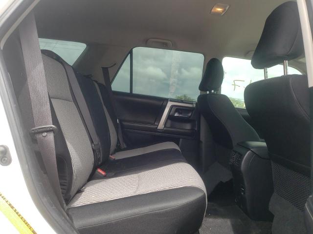 Photo 6 from auction – 2017 TOYOTA 4RUNNER SR with VIN JTEBU5JR6H5446638