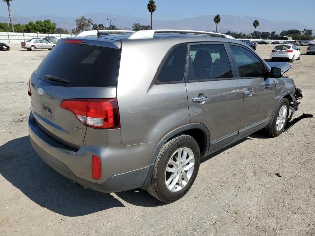 Photo 4 from auction – 2014 KIA SORENTO LX with VIN 5XYKT3A65EG508762