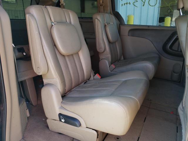 Photo 6 from auction – 2014 CHRYSLER TOWN & COU with VIN 2C4RC1CG3ER284928