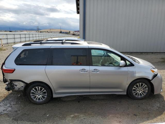 Photo 9 from auction – 2018 TOYOTA SIENNA XLE with VIN 5TDYZ3DC7JS944309