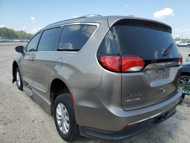Photo 3 from auction – 2018 CHRYSLER PACIFICA T with VIN 2C4RC1EG1JR182874