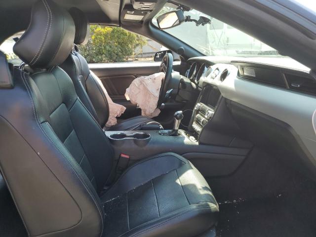 Photo 5 from auction – 2016 FORD MUSTANG with VIN 1FATP8UH9G5291043