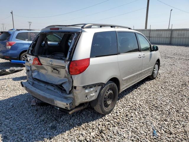 Photo 4 from auction – 2010 TOYOTA SIENNA CE with VIN 5TDKK4CC5AS295921