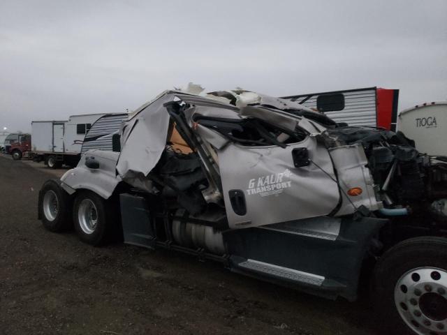 Photo 9 from auction – 2015 FREIGHTLINER CASCADIA 1 with VIN 3AKJGLD5XFSGH5316