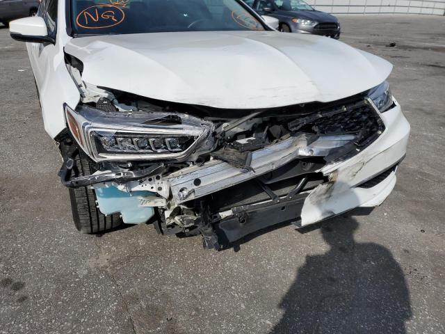 Foto 9 de la subasta – 2018 ACURA TLX TECH con VIN 19UUB2F53JA009248