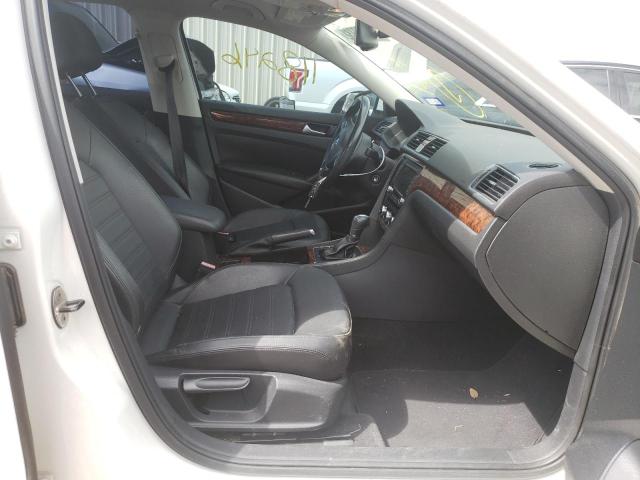 Photo 5 from auction – 2012 VOLKSWAGEN PASSAT SEL with VIN 1VWCH7A30CC072498