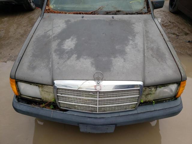 Photo 7 from auction – 1987 MERCEDES-BENZ 190 E 2.6 with VIN WDBDA29D5HF310412