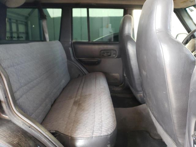 Photo 6 from auction – 2000 JEEP CHEROKEE S with VIN 1J4FF48S0YL110217