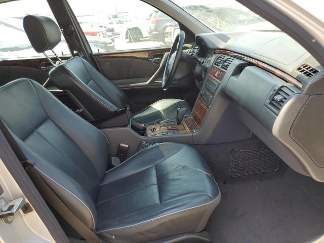 Photo 5 from auction – 2002 MERCEDES-BENZ E 430 with VIN WDBJF70J72B459438