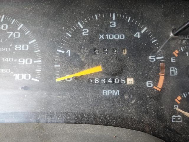 Photo 8 from auction – 1997 CHEVROLET BLAZER with VIN 1GNDT13W7V2196231