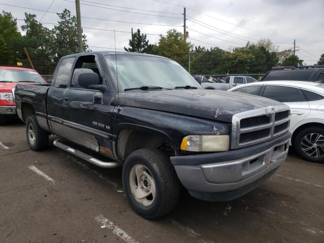 DODGE RAM 1500 2001 مع رقم تعريف المركبة 3B7HF13Z81M535965 - صورة من المزاد