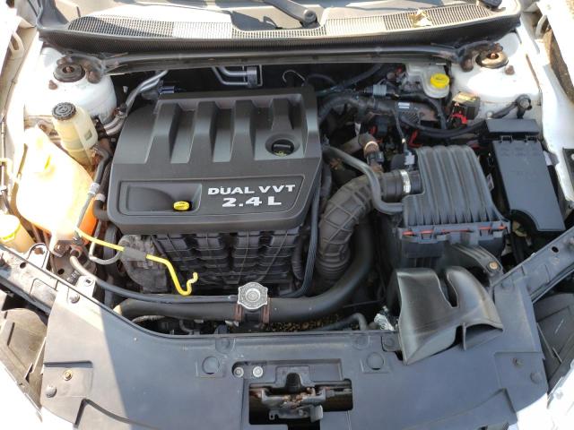 Photo 7 from auction – 2012 CHRYSLER 200 TOURIN with VIN 1C3CCBBB3CN129568