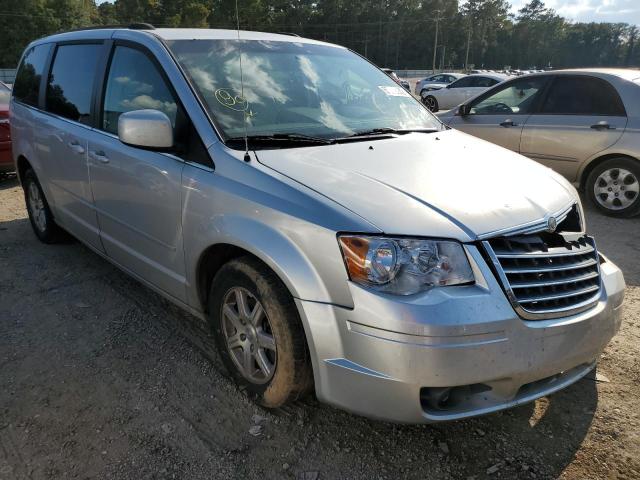CHRYSLER TOWN & COU 2008 with VIN 2A8HR54P18R673225 - Photo from auction